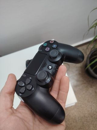 2 Mandos PS4 (PlayStation 4) Sony