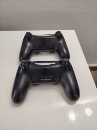 2 Mandos PS4 (PlayStation 4) Sony