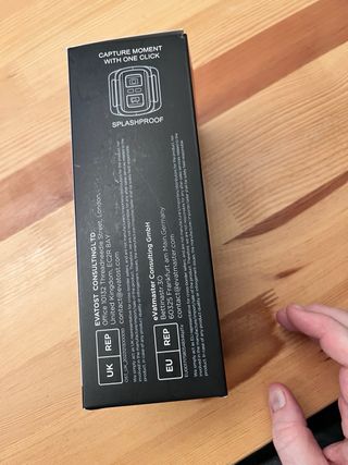 Cámara Deportiva 4K doble pantalla y accesorios