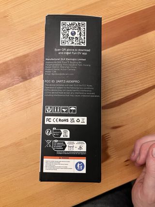 Cámara Deportiva 4K doble pantalla y accesorios