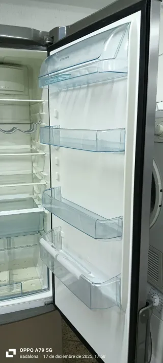 Nevera Combi Electrolux No Frost energía A+