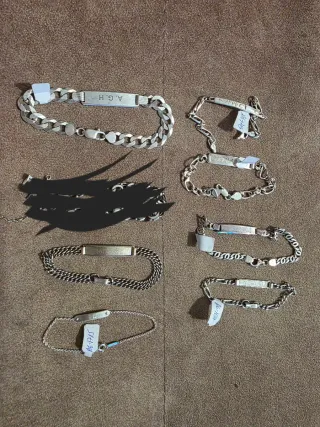 Pulseras de plata