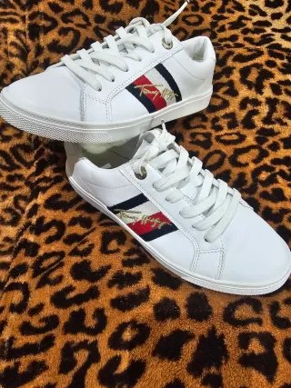 Zapatillas Tommy Hilfiger usadas 1 vez T.37 piel