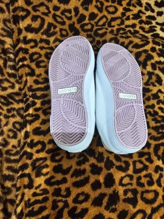 Zapatillas Lacoste Blanca nuevas sin estrenar piel