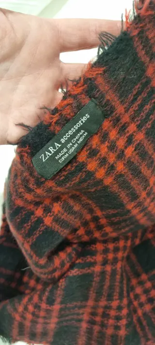 Bufanda de Zara.