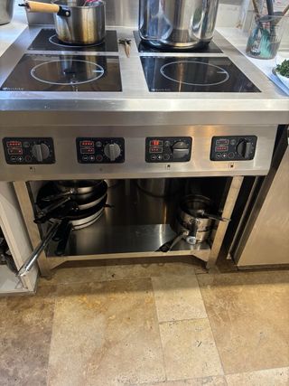 Placa de inducción Royal Catering 4 zonas