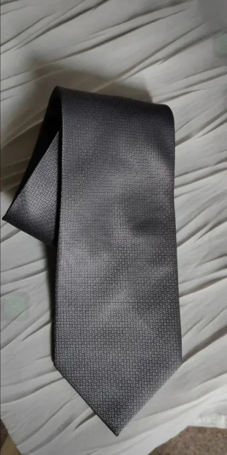 Corbata de seda hecha a mano