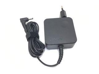 pc portatil lenovo 82c3