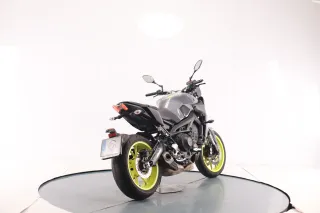 YAMAHA MT-09 2017
