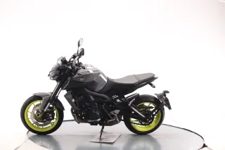 YAMAHA MT-09 2017