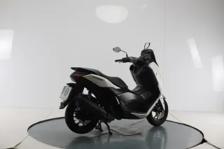 YAMAHA N-MAX 125 2025