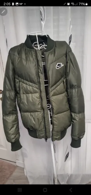 Chaqueta Bomber Nike Verde Militar