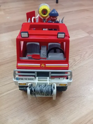 Camion dei Vigili del Fuoco Playmobil con Figura