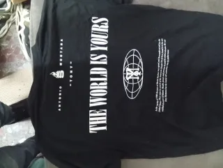 Camiseta Negra Scarface The World Is Yours