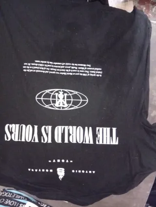 Camiseta Negra Scarface The World Is Yours