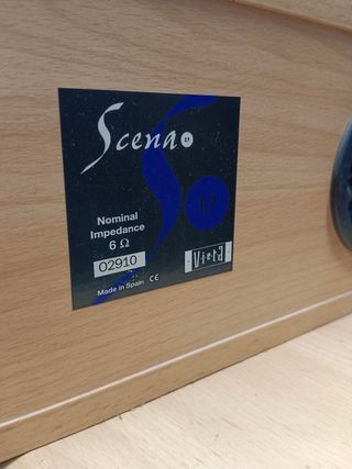 Altavoces Vieta Scena . Buen estado · Vieta · Beige, 4 satelites con peana ikea + subwoofer y central