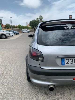 Peugeot 206 2002
