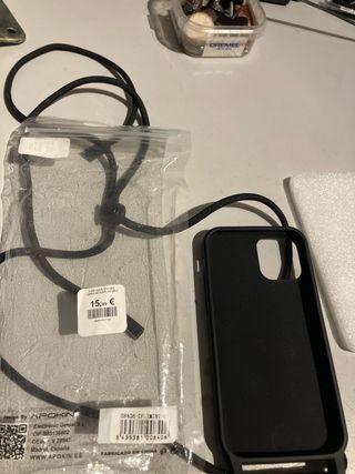 Funda iPhone 12 Mini APOKIN con Cuerda