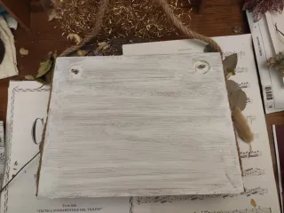 Perchero estilo provenzal con llaves