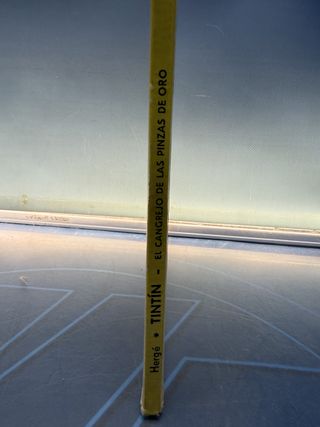 Las Aventuras de Tintí. El Cangrejo de las Pinzas de Oro. Hergé. Ed. Juventud, 1988.