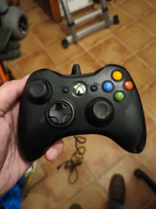 Mando Xbox 360 con cable