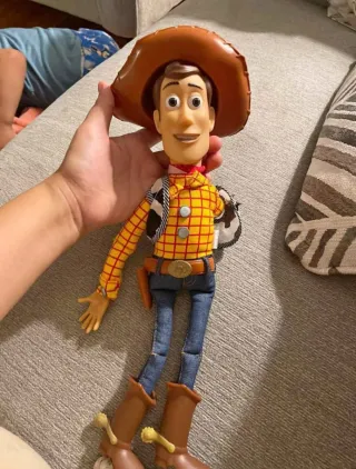 Statuina Woody Toy Story a grandezza naturale