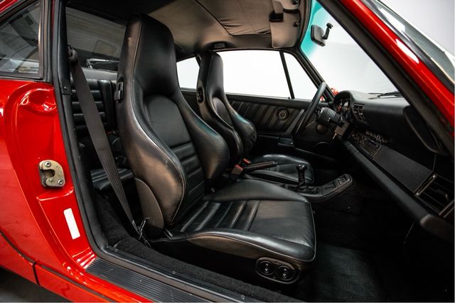 Porsche 911 (964) Carrera 2 Manual