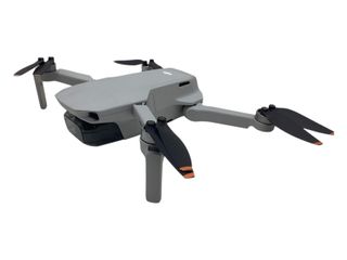 dron con camara dji mini 2