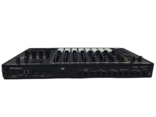 caja de ritmos roland mc-707