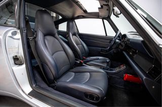 Porsche 911 (993) Carrera 2 Manual