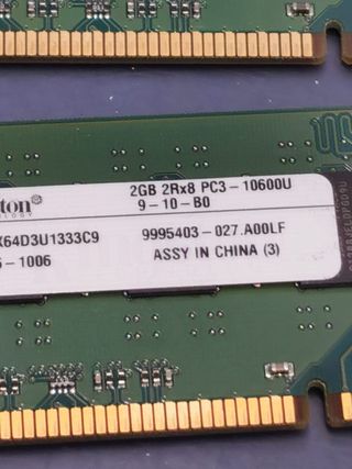 4 memorias RAM de portatil , 4 x 2gb Kingston 2Rx8 PC3 -10600U
