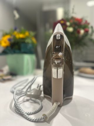 Plancha de ropa Rowenta 2400W