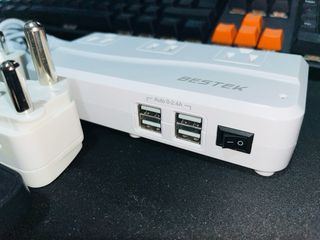 Adaptador Viaje Universal BESTEK 250W