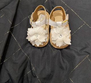 Sandali bimba fiore bianco taglia 17