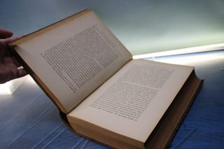 Libro antiguo. Lecciones de Clínica Médica _ Dieulafoy. 1 - 2. 1897.