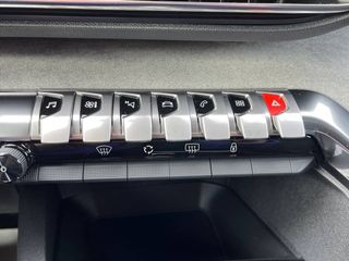 Peugeot 3008  1.5 BlueHDi 96kW S&S  EAT8 GT