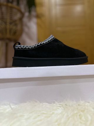 Zapatilla casa mujer negra- azul
