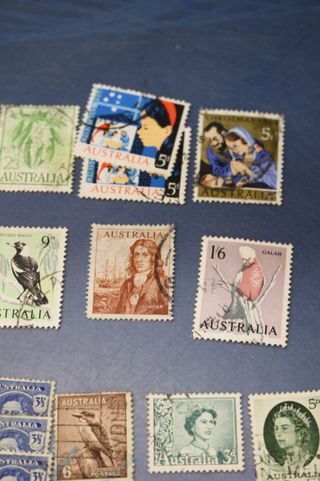 Sellos Australia años 40 y más.