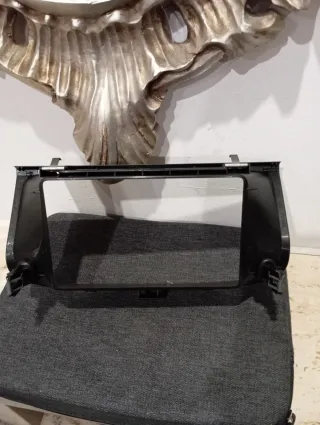 Embellecedor Pantalla Volvo XC70