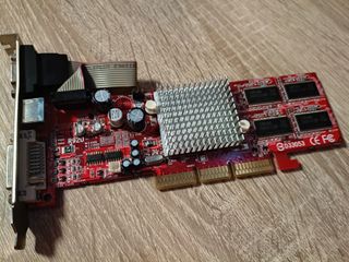 Tarjeta Gráfica AGP ATI Radeon 9250 128MB