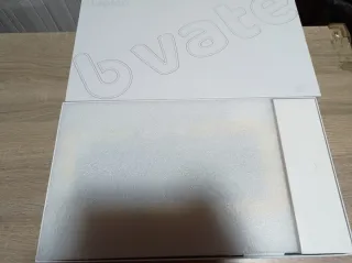 Portátil B8 blanco nuevo a estrenar