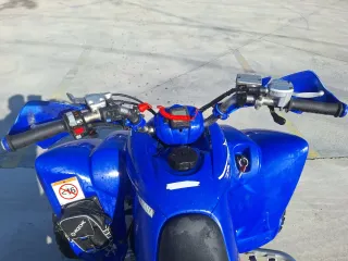 Quad Yamaha Azul