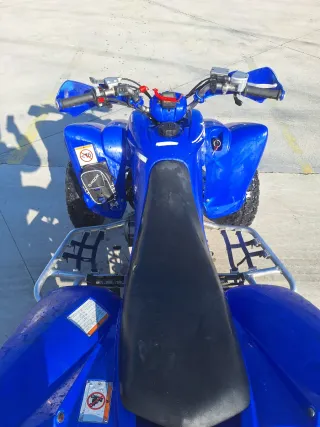 Quad Yamaha Azul