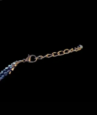 Collana semirigida marrone e oro