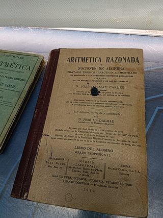 4 libros de texto y escuela de años 1894-1930-1941-1945