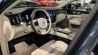 VOLVO XC60 2.0 B4 D PLUS DARK AUTO 4WD 197 5P