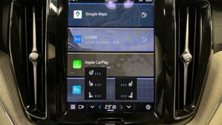 VOLVO XC60 2.0 B4 D PLUS DARK AUTO 4WD 197 5P