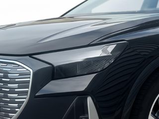 AUDI Q4 AUDI Q4 SPORTBACK GENUINE EDITION 45 E-TRON 210,00 KW 77,0 KWH