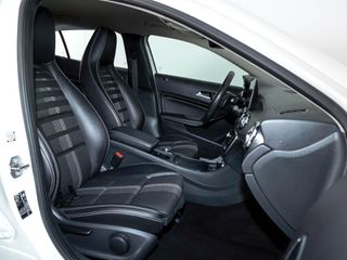 MERCEDES GLA-CLASS GLA 180 1.6 G 122CV