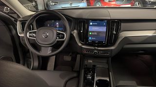 VOLVO XC60 2.0 B5 P PLUS DARK AUTO 4WD 250 5P